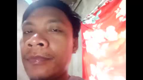 Snapshot of urasiandreamboyx chatting on September 17, 2025, 1:07 am John online show from September 17, 2025, 1:07 am