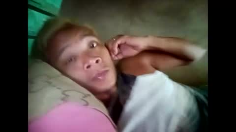 Snapshot of urasiandreamboyx chatting on November 3, 2025, 12:46 am John online show from November 3, 2025, 12:46 am