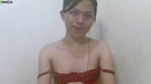 Snapshot of urasianlover69x chatting on January 21, 2025, 9:35 am rai online show from January 21, 2025, 9:35 am