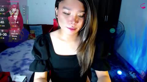 Snapshot of urasiansweet_cummer chatting on April 16, 2026, 6:41 pm KENDRA online show from April 16, 2026, 6:41 pm
