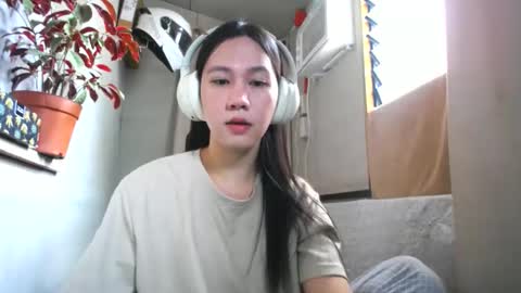 Erika online show from March 3, 2026, 2:18 am