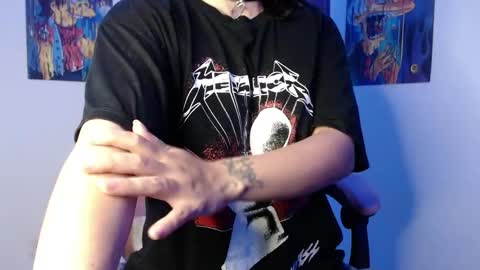 Danielle  online show from January 4, 2025, 10:05 am