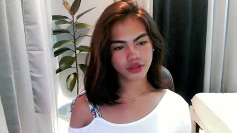 Snapshot of urbaby_anthony chatting on June 25, 2026, 5:28 pm urbaby_anthony online show from June 25, 2026, 5:28 pm