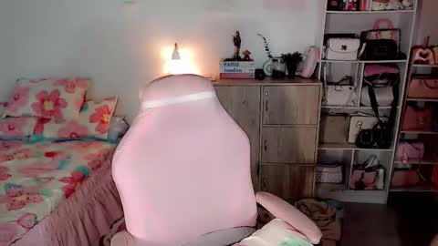 MONICA DEMONYETA online show from October 6, 2025, 1:58 am