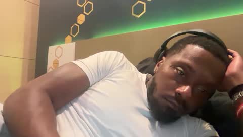 urbandick5 online show from February 20, 2026, 9:10 am