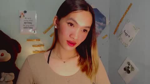 Snapshot of urblossom_harahxxx chatting on February 17, 2025, 11:44 am urblossom_harahxxx online show from February 17, 2025, 11:44 am