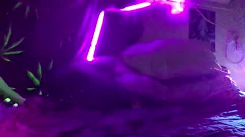 urdaddy875867 online show from November 18, 2025, 1:33 am