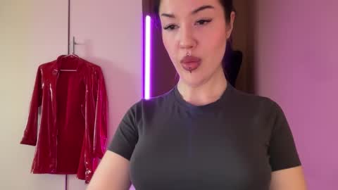 Margo online show from November 13, 2025, 7:18 am