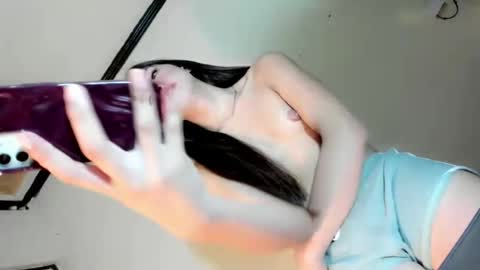 Rona Ella online show from July 26, 2026, 10:05 pm
