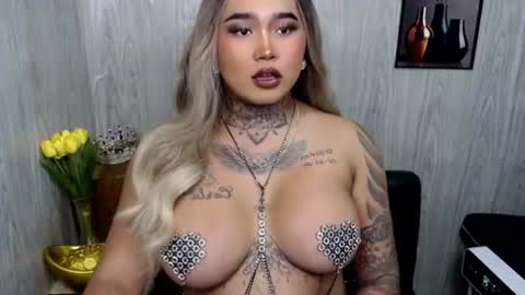 Snapshot of urfabtattooqueen chatting on June 30, 2026, 11:11 am Maxxie online show from June 30, 2026, 11:11 am