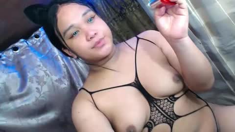 Snapshot of urfantasy_rabbylicious69 chatting on October 29, 2025, 11:56 am urfantasy_rabbylicious69 online show from October 29, 2025, 11:56 am