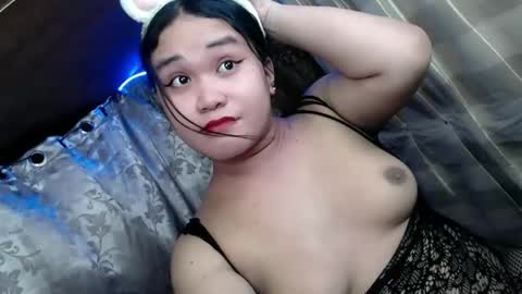 urfantasy_rabbylicious69 online show from November 19, 2025, 2:39 pm