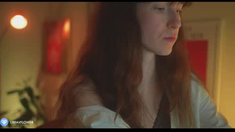 Snapshot of urfavflwers chatting on February 22, 2025, 5:02 pm Aleksandra online show from February 22, 2025, 5:02 pm