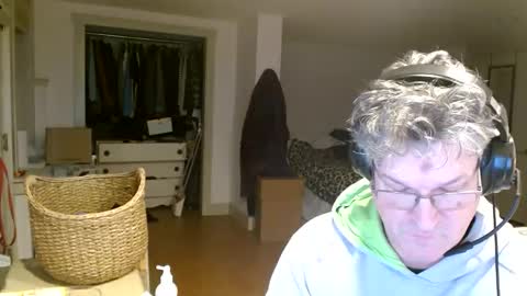 Snapshot of urfavteach50 chatting on December 4, 2024, 10:30 pm Gregor online show from December 4, 2024, 10:30 pm