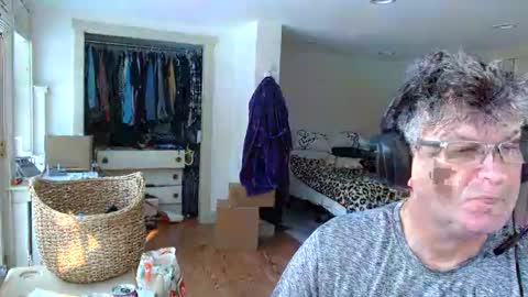 Snapshot of urfavteach50 chatting on December 6, 2024, 3:00 pm Gregor online show from December 6, 2024, 3:00 pm