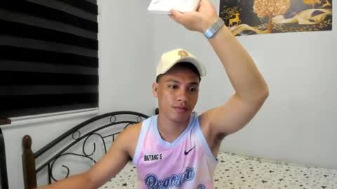 Snapshot of urfucker_vinz chatting on July 16, 2026, 12:44 pm urfucker_vinz online show from July 16, 2026, 12:44 pm