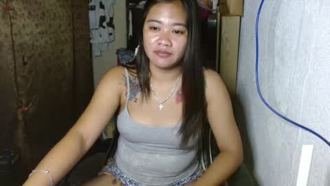 Snapshot of urfynestasian chatting on November 4, 2025, 12:59 pm urfynestasian online show from November 4, 2025, 12:59 pm