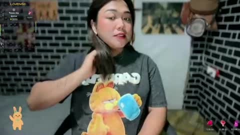Dimple online show from June 15, 2026, 9:28 pm