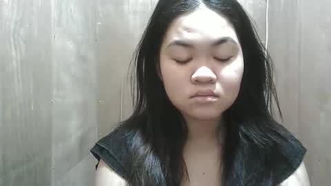 urgirlb0obiies321 online show from March 23, 2026, 2:26 am