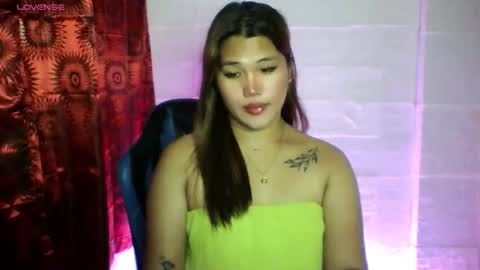 Nadia online show from September 22, 2025, 11:40 pm