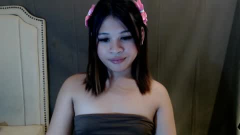 Snapshot of urgoddessawoman_xvx chatting on July 11, 2026, 5:15 pm urgoddessawoman_xvx online show from July 11, 2026, 5:15 pm