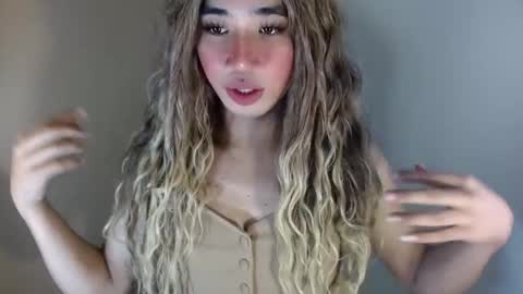 Snapshot of urguy_habibi chatting on May 3, 2026, 6:03 pm Bib online show from May 3, 2026, 6:03 pm