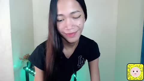 Snapshot of urhot_athena chatting on October 16, 2025, 4:30 pm urhot_athena online show from October 16, 2025, 4:30 pm