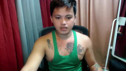Snapshot of urhot_fucker13 chatting on March 5, 2025, 1:06 pm JUST CALL MY NAME jayrus online show from March 5, 2025, 1:06 pm