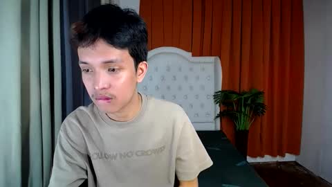 urhot_johny online show from April 16, 2026, 6:36 am