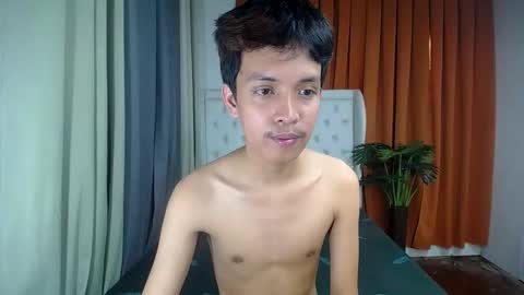 urhot_johny online show from April 17, 2026, 8:06 am