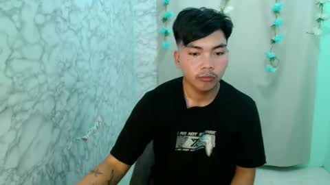 Snapshot of urhot_kharlxoxo chatting on May 15, 2026, 9:27 am john carlo online show from May 15, 2026, 9:27 am