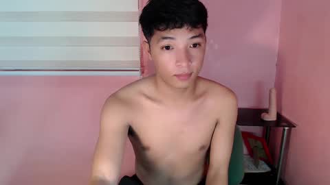 Ethan online show from February 6, 2025, 11:21 am