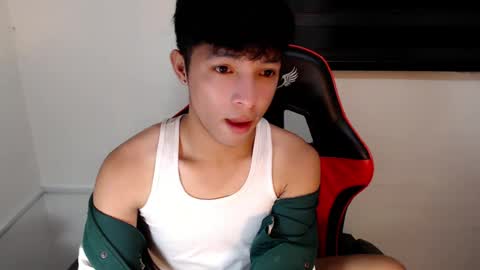 Snapshot of urhotethanxx chatting on July 9, 2026, 3:49 pm Ethan online show from July 9, 2026, 3:49 pm