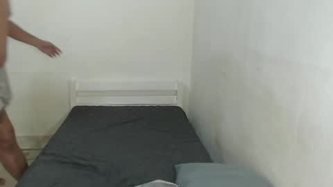 Roiyals online show from December 25, 2024, 7:56 pm