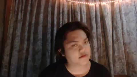 Snapshot of urhottie_bella chatting on February 4, 2025, 7:00 pm urhottie_bella online show from February 4, 2025, 7:00 pm