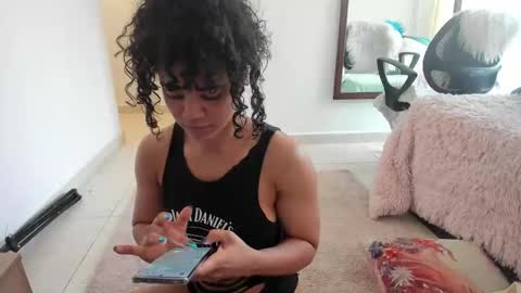 urimare_south online show from February 9, 2025, 1:56 pm