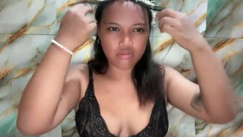 hottie kitty online show from December 2, 2025, 11:37 am