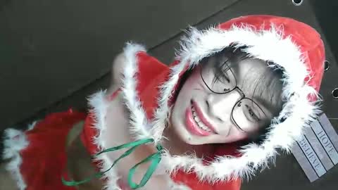Snapshot of urlovely_ariana chatting on December 10, 2024, 8:08 am Ariana online show from December 10, 2024, 8:08 am