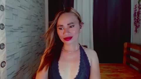 urlovely_che online show from March 24, 2026, 9:36 am