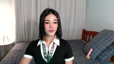 urlovely_jemma online show from May 20, 2026, 12:11 pm