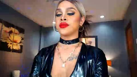 Snapshot of urmajestytyra chatting on December 29, 2024, 3:54 am UrMajestyTyra online show from December 29, 2024, 3:54 am