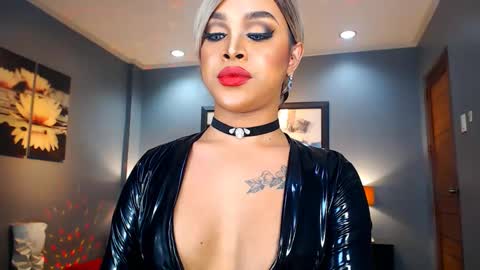 Snapshot of urmajestytyra chatting on January 12, 2025, 2:24 am UrMajestyTyra online show from January 12, 2025, 2:24 am