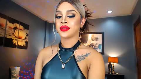 Snapshot of urmajestytyra chatting on January 18, 2025, 2:03 am UrMajestyTyra online show from January 18, 2025, 2:03 am