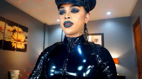 Snapshot of urmajestytyra chatting on January 21, 2025, 3:48 am UrMajestyTyra online show from January 21, 2025, 3:48 am