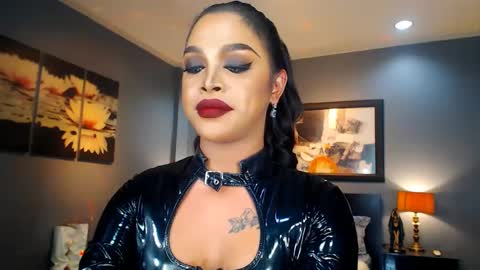 Snapshot of urmajestytyra chatting on February 28, 2025, 5:37 am UrMajestyTyra online show from February 28, 2025, 5:37 am