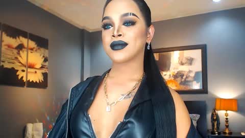 Snapshot of urmajestytyra chatting on March 4, 2025, 12:39 am UrMajestyTyra online show from March 4, 2025, 12:39 am