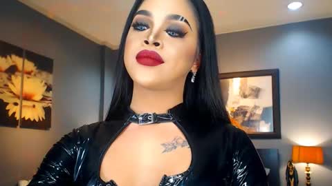 Snapshot of urmajestytyra chatting on March 5, 2025, 1:10 am UrMajestyTyra online show from March 5, 2025, 1:10 am