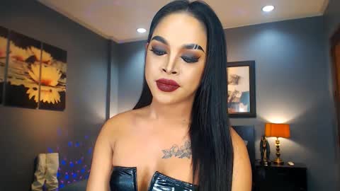 Snapshot of urmajestytyra chatting on March 5, 2025, 7:27 am UrMajestyTyra online show from March 5, 2025, 7:27 am