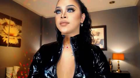 Snapshot of urmajestytyra chatting on September 22, 2025, 12:56 am UrMajestyTyra online show from September 22, 2025, 12:56 am