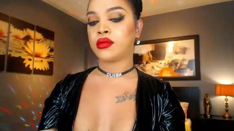 Snapshot of urmajestytyra chatting on May 5, 2026, 1:02 am UrMajestyTyra online show from May 5, 2026, 1:02 am